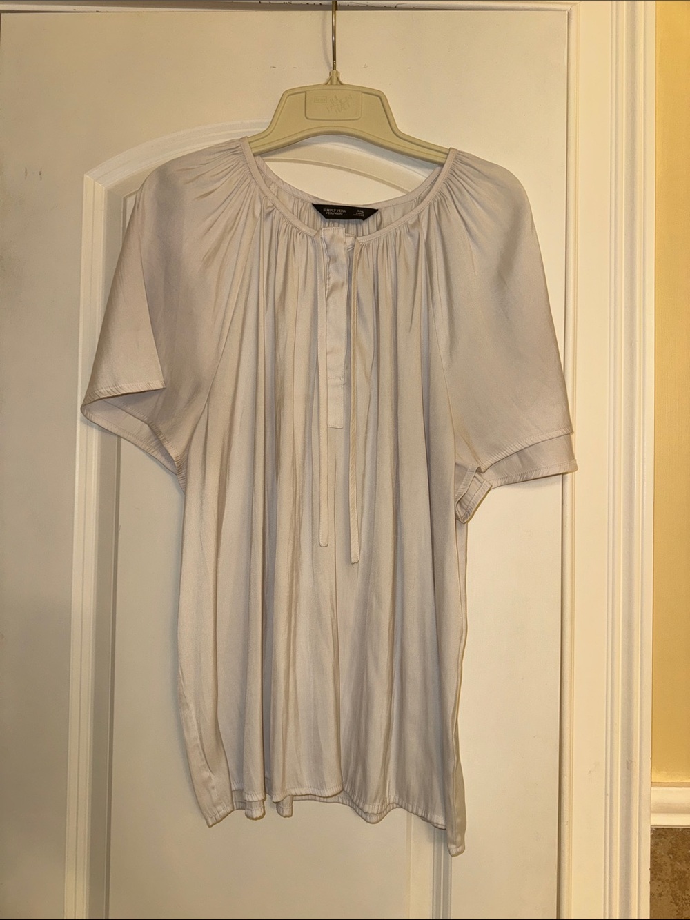 Simply Vera Vera Wang Ivory Gathered Tie-Neck Blouse
